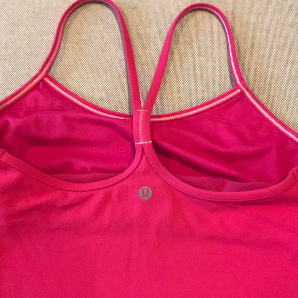 Lululemon Power Y pink shirt size 6 - Picture 3 of 3